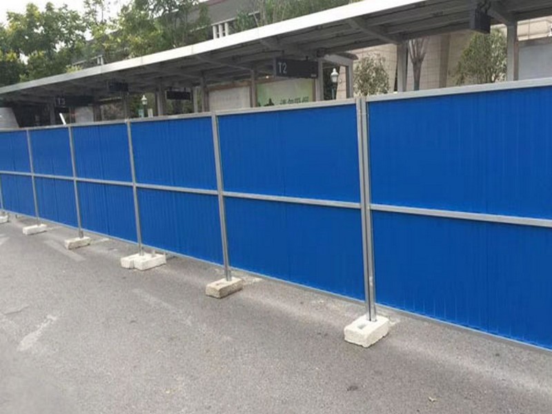 夏县临时围挡（石头底座）